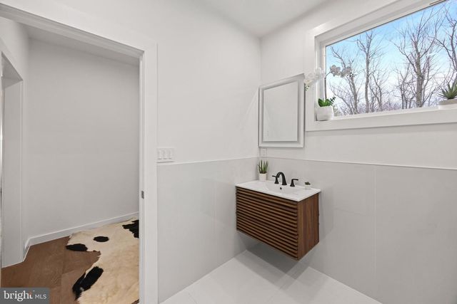 414 BAY DR, Stevensville, MD 21666