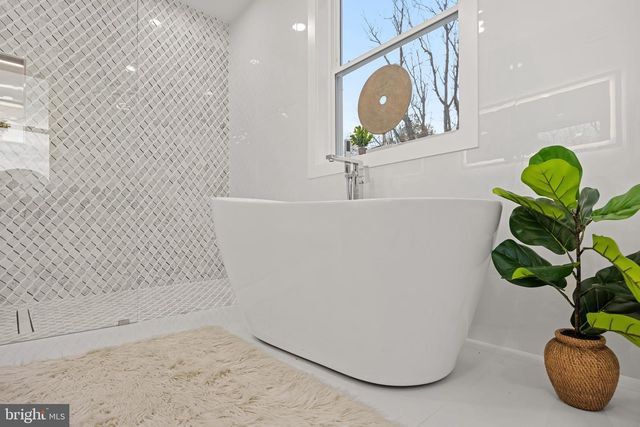 414 BAY DR, Stevensville, MD 21666