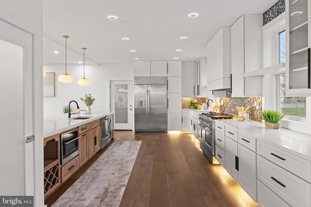 414 BAY DR, Stevensville, MD 21666