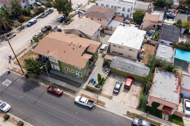 2103 3rd Avenue, Los Angeles, CA 90018