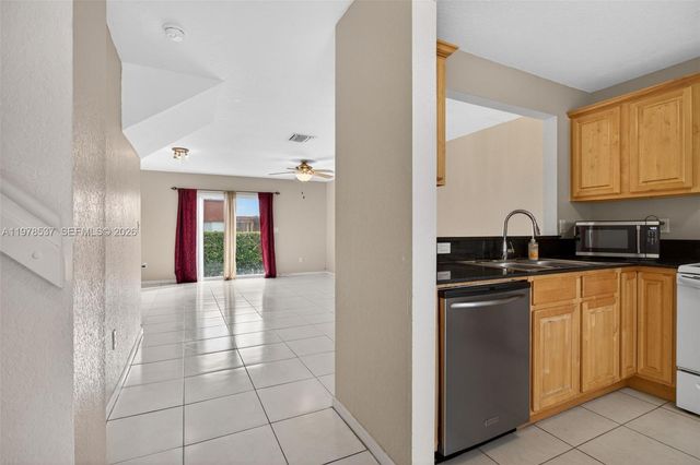 6613 Winfield Blvd 3-7, Margate, FL 33063