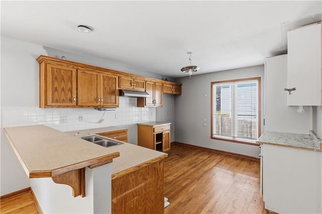 1604 S 105th Street, Edwardsville, KS 66111