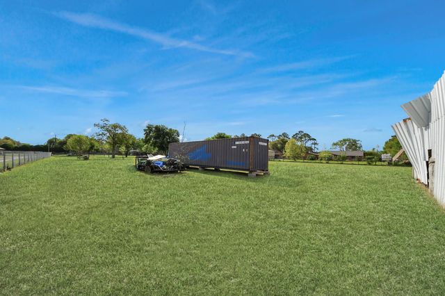 2326 Brookney Street, Pearland, TX 77584