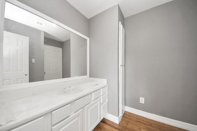 2326 Brookney Street, Pearland, TX 77584