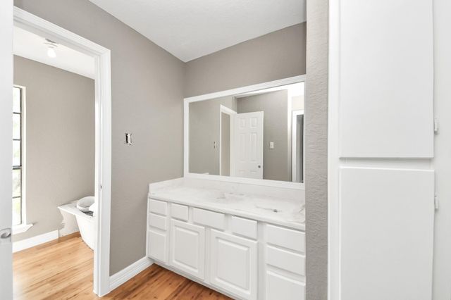 2326 Brookney Street, Pearland, TX 77584