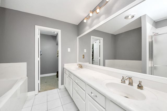 2326 Brookney Street, Pearland, TX 77584