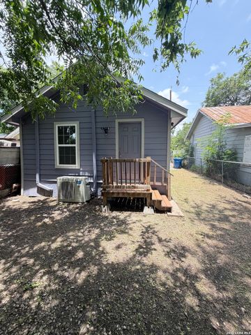 1812 Ruiz St, San Antonio, TX 78207