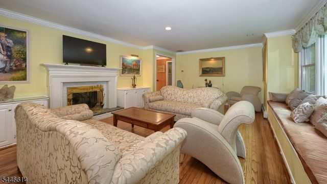 460 Laurel Ln, Kinnelon Boro, NJ 07405