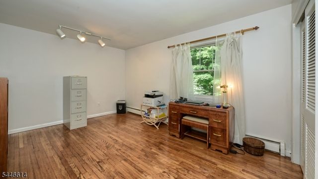 460 Laurel Ln, Kinnelon Boro, NJ 07405