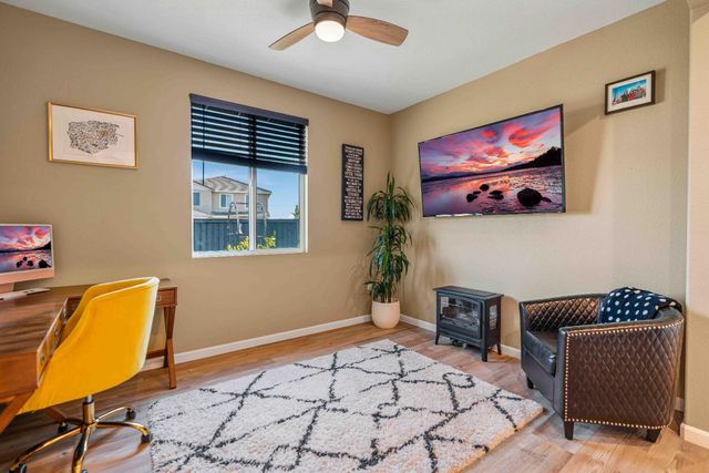 976 Garzas St, Lathrop, CA 95330