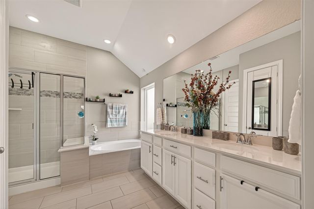 2405 Songlark Springs Place, Pearland, TX 77089