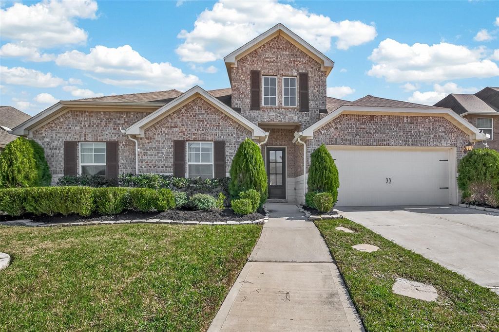 2405 Songlark Springs Place, Pearland, TX 77089