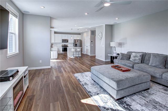 23567 Victory Lane, Columbia Station, OH 44028