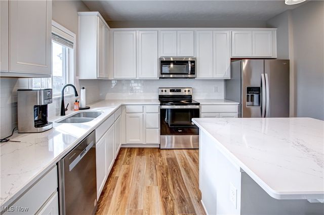 23567 Victory Lane, Columbia Station, OH 44028