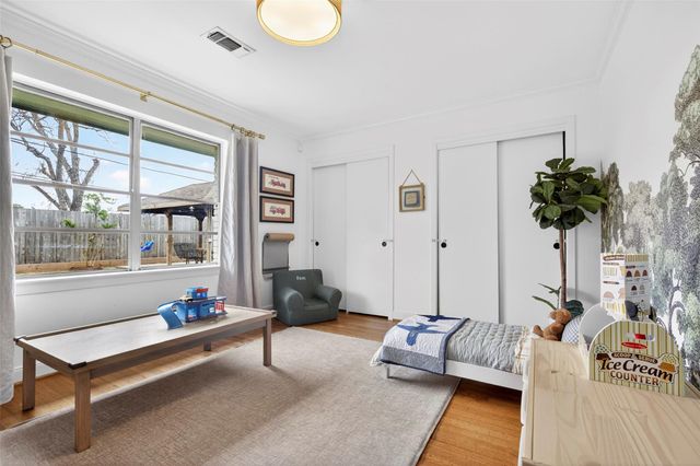 1426 Freedonia Drive, Houston, TX 77055