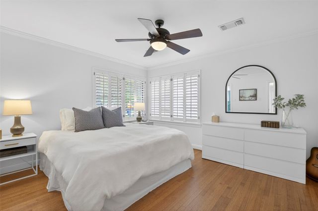 1426 Freedonia Drive, Houston, TX 77055