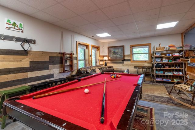 44 Riverside Drive, Whittier, NC 28789