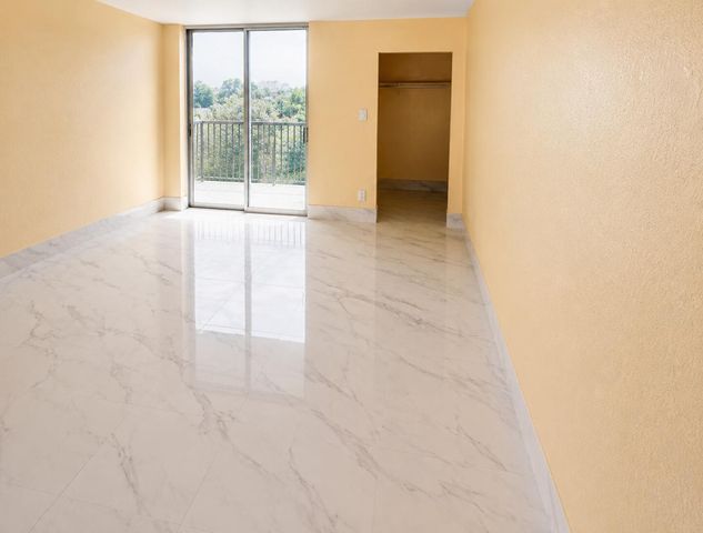3101 NW 47th Terrace 335, Lauderdale Lakes, FL 33319