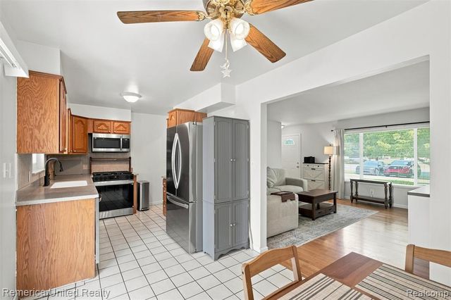 38031 Five Mile Road, Livonia, MI 48154