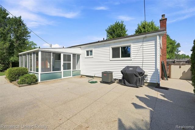 38031 Five Mile Road, Livonia, MI 48154