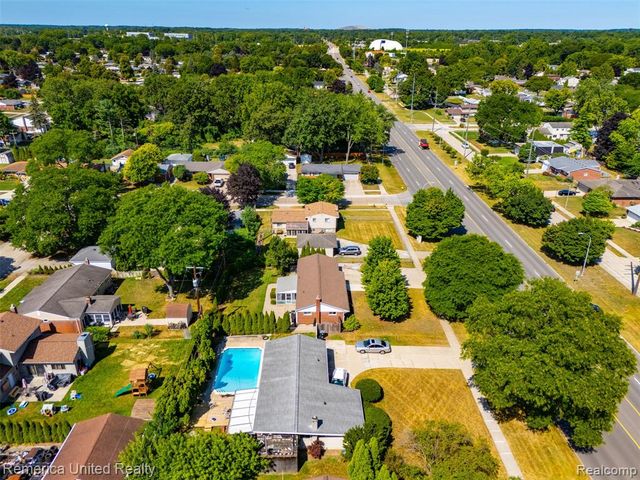 38031 Five Mile Road, Livonia, MI 48154