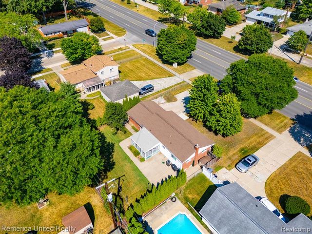 38031 Five Mile Road, Livonia, MI 48154