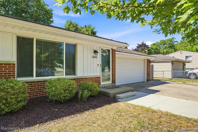 38031 Five Mile Road, Livonia, MI 48154