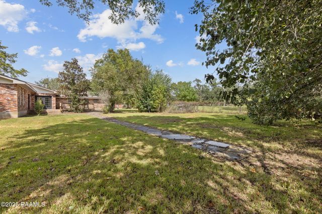 6720 N University Avenue, Carencro, LA 70520