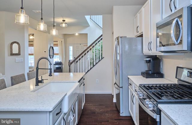 2232 SUNNYVALE DR, Pennsburg, PA 18073