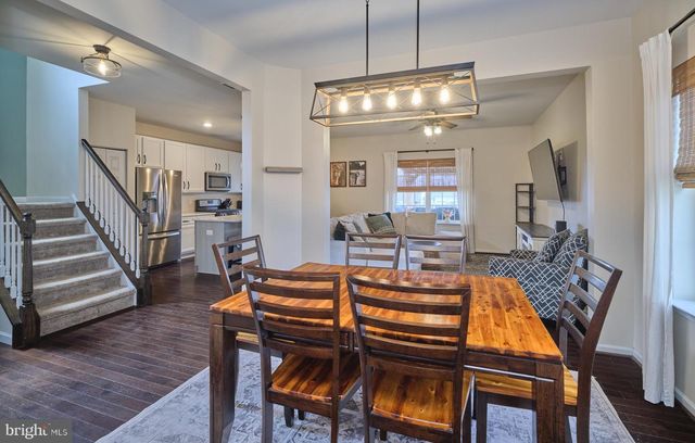 2232 SUNNYVALE DR, Pennsburg, PA 18073