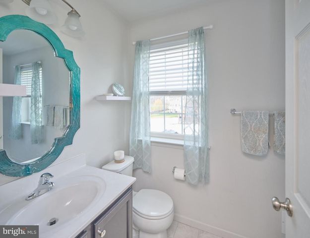 2232 SUNNYVALE DR, Pennsburg, PA 18073