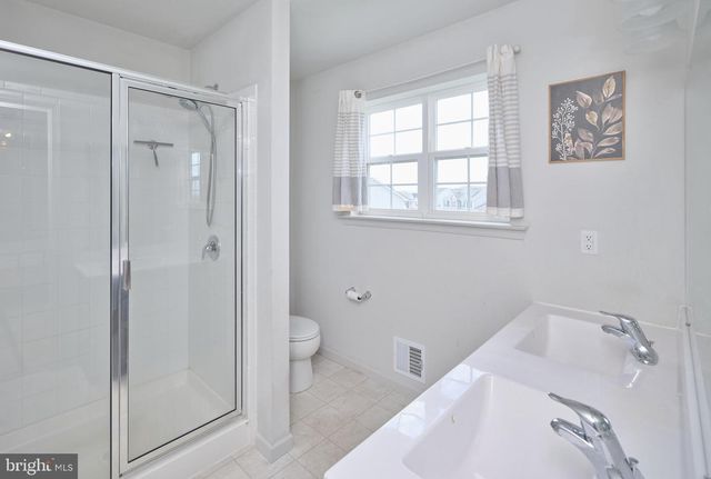 2232 SUNNYVALE DR, Pennsburg, PA 18073