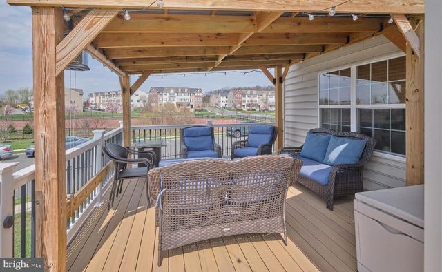 2232 SUNNYVALE DR, Pennsburg, PA 18073