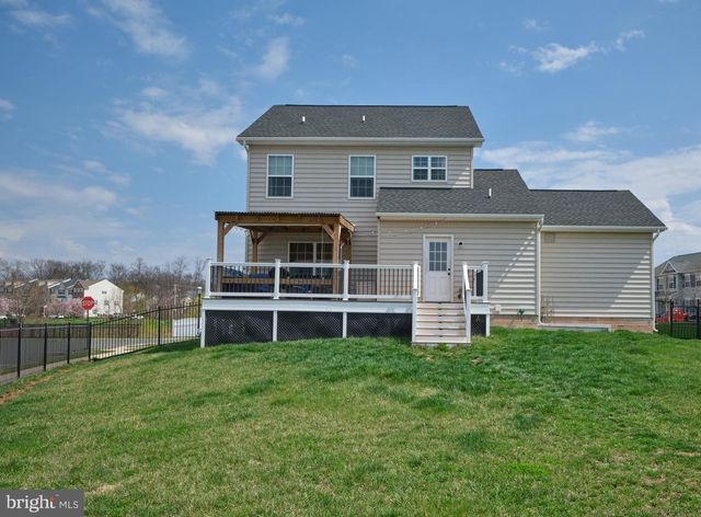 2232 SUNNYVALE DR, Pennsburg, PA 18073