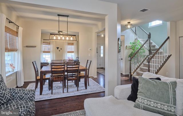 2232 SUNNYVALE DR, Pennsburg, PA 18073