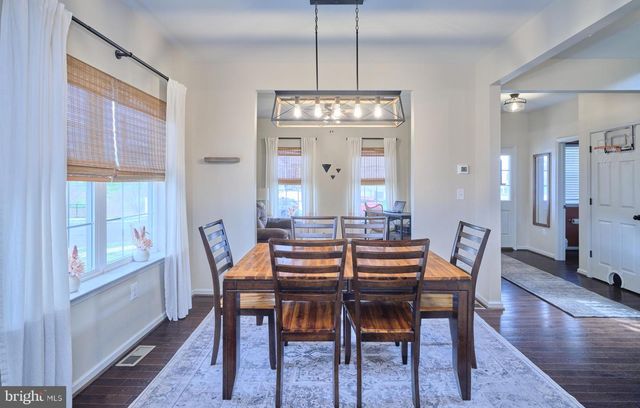 2232 SUNNYVALE DR, Pennsburg, PA 18073