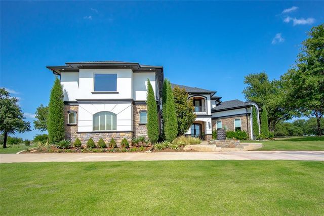 2366 Clubhouse Drive, Blanchard, OK 73010