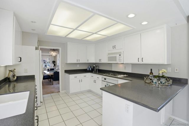 73 Kingston Ct., Coronado, CA 92118