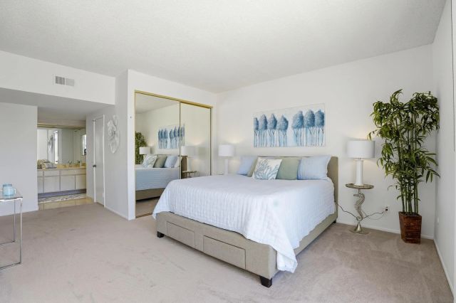 73 Kingston Ct., Coronado, CA 92118