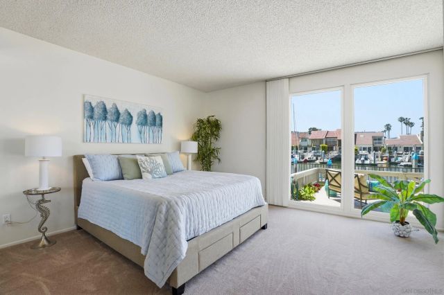 73 Kingston Ct., Coronado, CA 92118