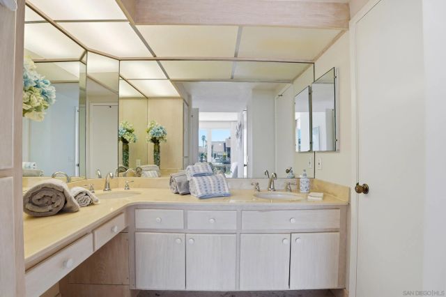 73 Kingston Ct., Coronado, CA 92118