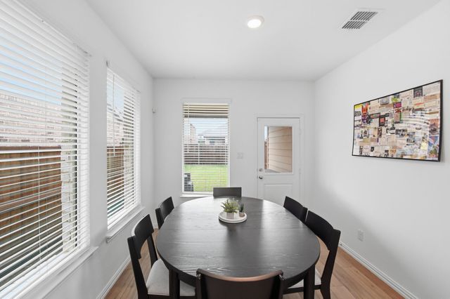 1269 Western Yarrow Drive, Justin, TX 76247