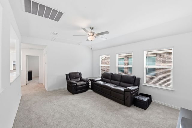 1269 Western Yarrow Drive, Justin, TX 76247