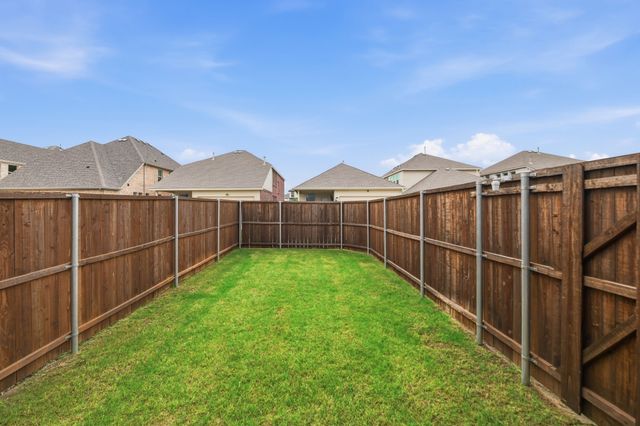 1269 Western Yarrow Drive, Justin, TX 76247