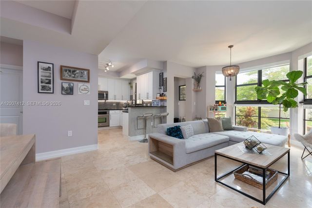 1650 Galiano St TH14, Coral Gables, FL 33134