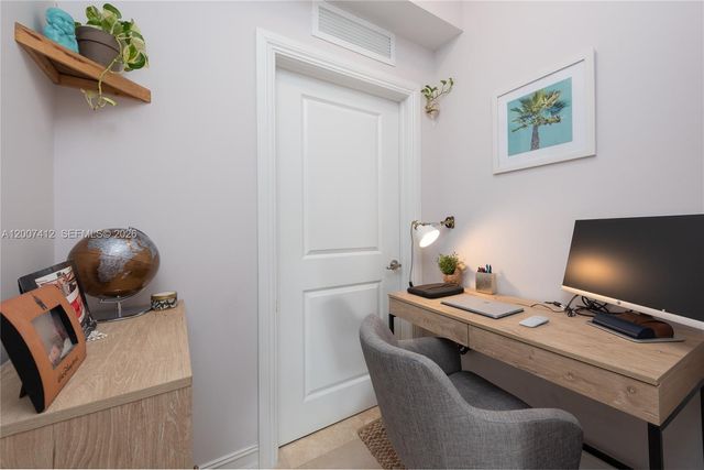 1650 Galiano St TH14, Coral Gables, FL 33134