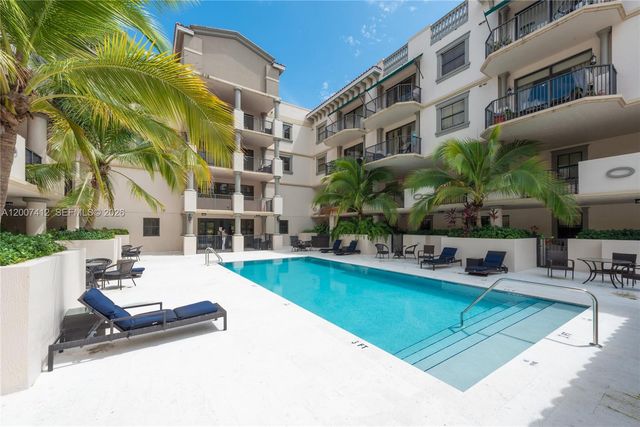 1650 Galiano St TH14, Coral Gables, FL 33134