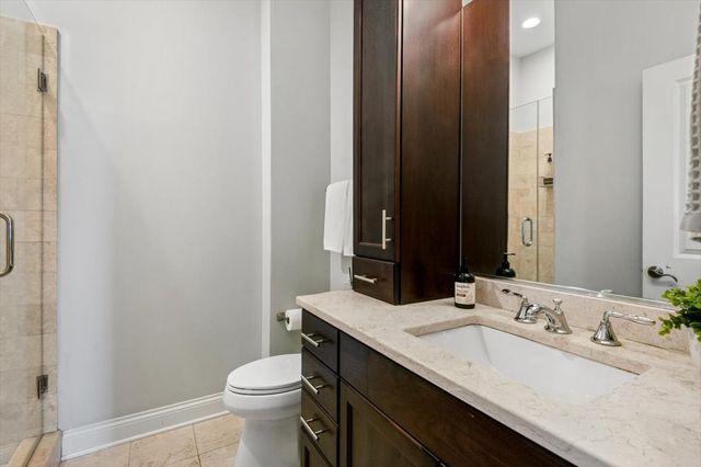 210 N Halsted Street 4, Chicago, IL 60661