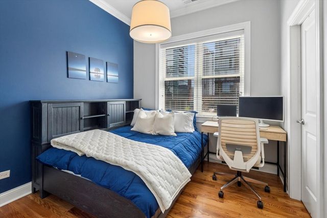 210 N Halsted Street 4, Chicago, IL 60661