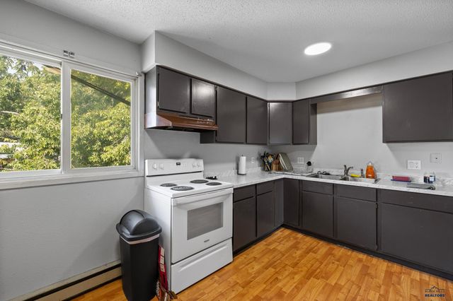 1010 N 7TH, Rapid City, SD 57701